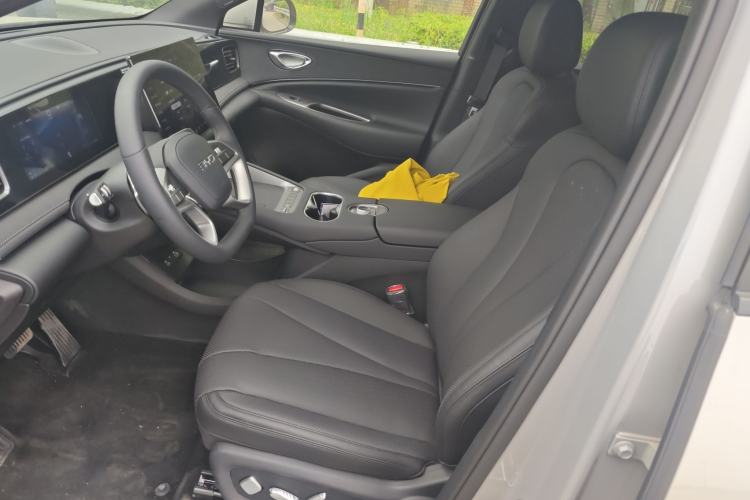 Used BYD Sealion 06 New Energy 2025 Model DM-i 170 Navigation Plus Edition Interior 2