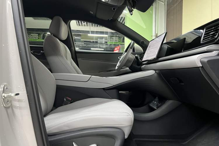 Used BYD Sealion 06 New Energy 2025 Model EV 520 Navigation Edition Interior 4