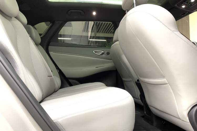 Used BYD Sealion 06 New Energy 2025 Model DM-i 170 Navigation Plus Edition Interior 6