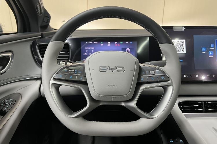 Used BYD Sealion 06 New Energy 2025 Model DM-i 170 Navigation Pro Edition Interior 6