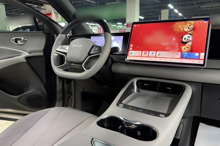 Used BYD Sealion 06 New Energy 2025 DM-i High-Trim Model Interior 8