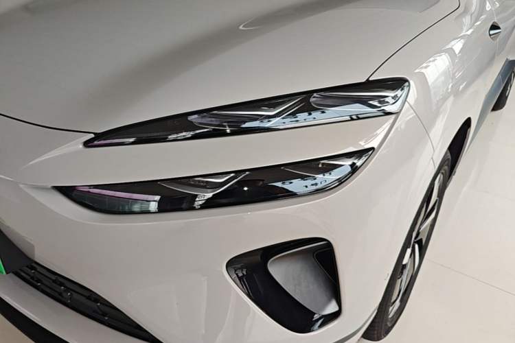 Used BYD Sealion 06 New Energy 2025 Model EV 605 Navigation Pro Edition Left Front Headlight