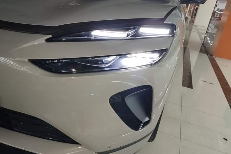 Used BYD Sealion 06 New Energy 2025 Model DM-i 170 Navigation Plus Edition Left Front Headlight