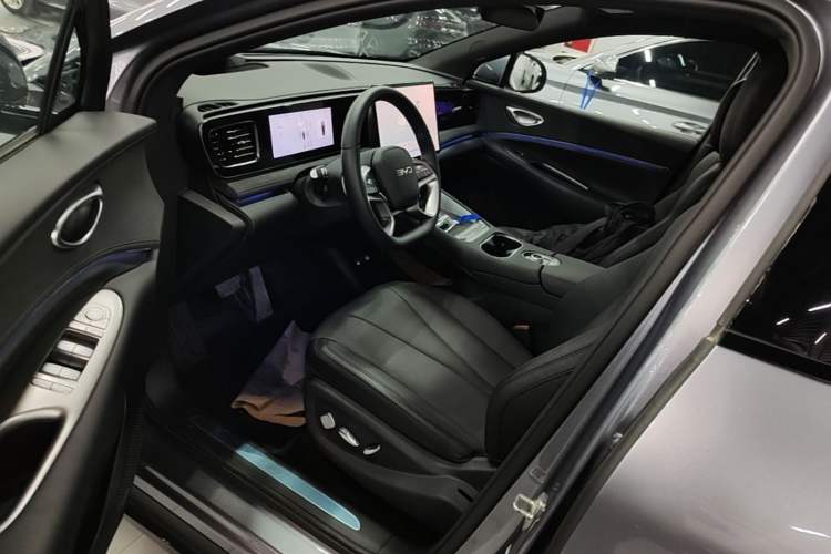 Used BYD Sealion 06 New Energy 2025 Model DM-i 170 Navigation Plus Edition Left Front Seat