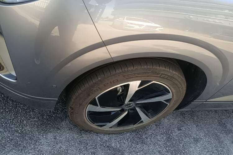 Used BYD Sealion 06 New Energy 2025 Model DM-i 170 Navigation Plus Edition Left Front Wheel Hub