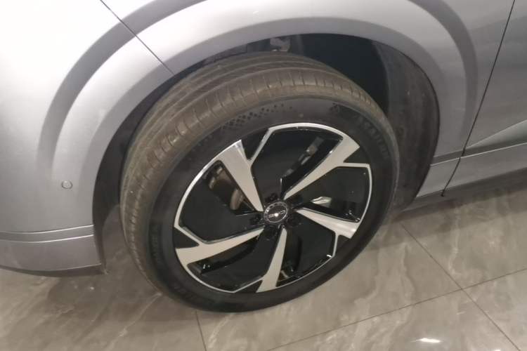 Used BYD Sealion 06 New Energy 2025 Model EV 605 Navigation Plus Edition Left Front Wheel Hub