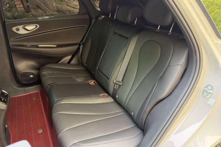 Used BYD Sealion 06 New Energy 2025 Model EV 605 Navigation Pro Edition Left Rear Seat