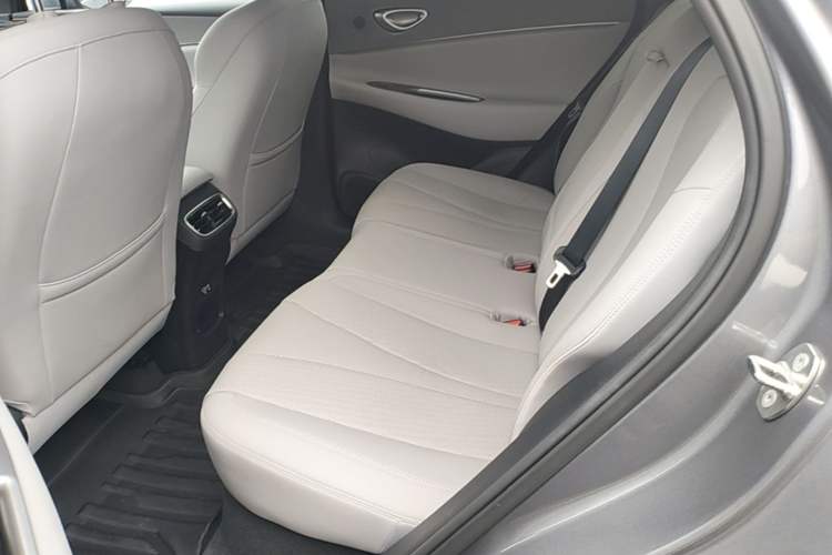 Used BYD Sealion 06 New Energy 2025 Model EV 605 Navigation Pro Edition Left Rear Seat