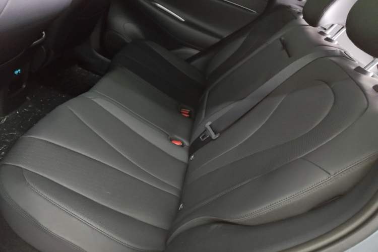 Used BYD Sealion 06 New Energy 2025 Model EV 605 Navigation Pro Edition Left Rear Seat