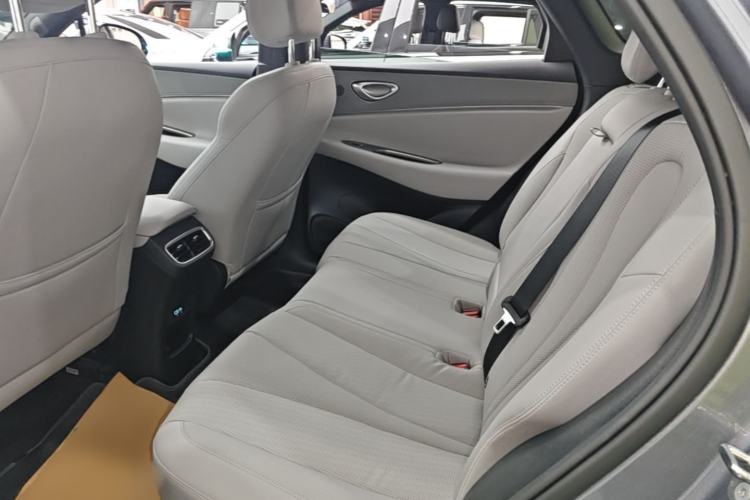 Used BYD Sealion 06 New Energy 2025 Model EV 605 Navigation Pro Edition Left Rear Seat