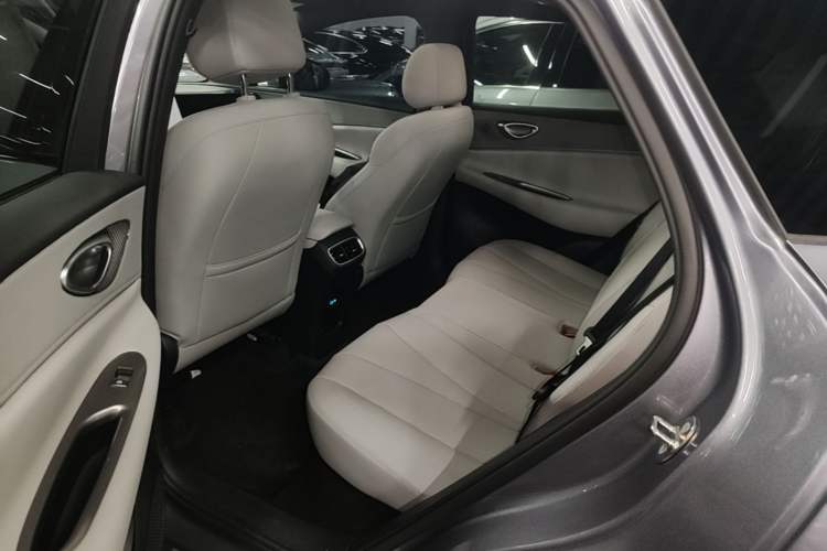 Used BYD Sealion 06 New Energy 2025 Model EV 605 Navigation Pro Edition Left Rear Seat