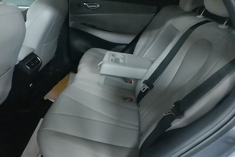 Used BYD Sealion 06 New Energy 2025 Model EV 605 Navigation Pro Edition Left Rear Seat