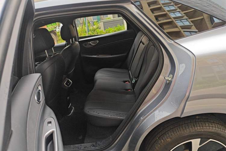 Used BYD Sealion 06 New Energy 2025 Model EV 605 Navigation Pro Edition Left Rear Seat