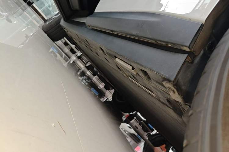 Used BYD Sealion 06 New Energy 2025 Model EV 605 Navigation Pro Edition Left Side Sill