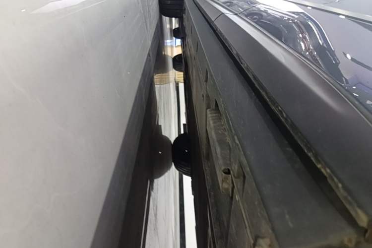 Used BYD Sealion 06 New Energy 2025 Model DM-i 170 Navigation Pro Edition Left Side Sill