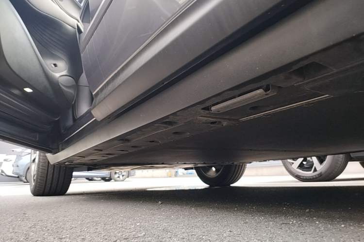 Used BYD Sealion 06 New Energy 2025 Model EV 605 Navigation Pro Edition Left Side Sill