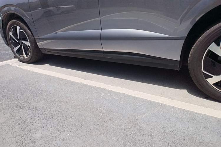 Used BYD Sealion 06 New Energy 2025 Model DM-i 170 Navigation Plus Edition Left Side Sill