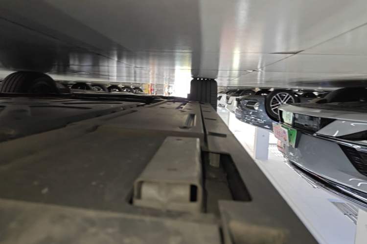Used BYD Sealion 06 New Energy 2025 DM-i High-Trim Model Left Side Sill