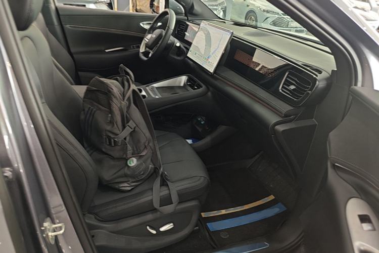 Used BYD Sealion 06 New Energy 2025 Model DM-i 170 Navigation Plus Edition Right Front Seat