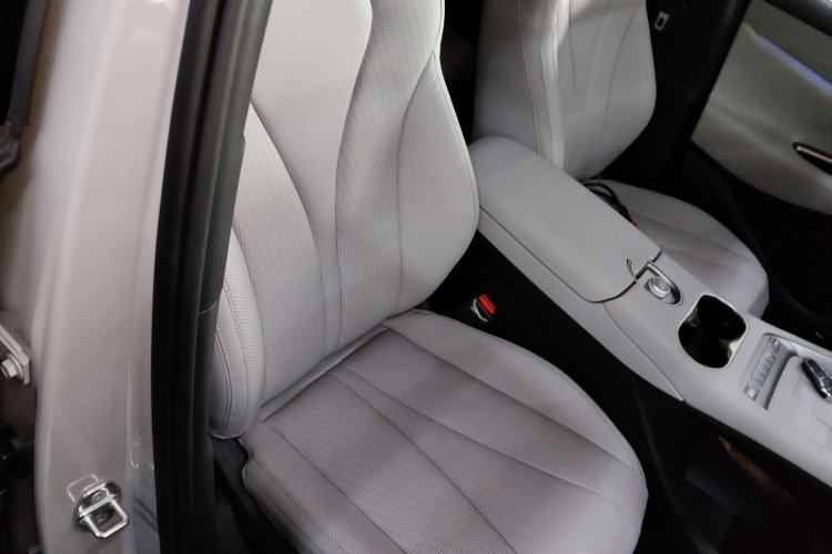 Used BYD Sealion 06 New Energy 2025 Model DM-i 170 Navigation Plus Edition Right Front Seat