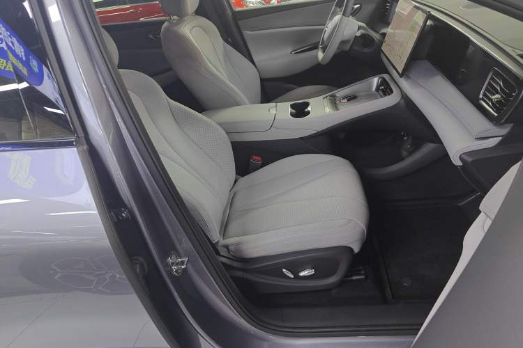 Used BYD Sealion 06 New Energy 2025 DM-i High-Trim Model Right Front Seat