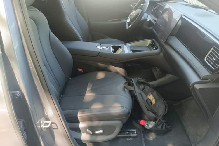 Used BYD Sealion 06 New Energy 2025 Model DM-i 170 Navigation Plus Edition Right Front Seat