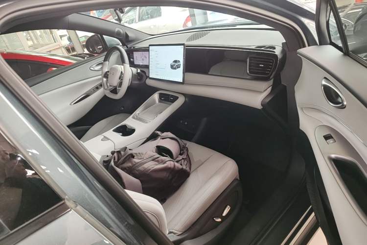 Used BYD Sealion 06 New Energy 2025 Model EV 605 Navigation Pro Edition Right Front Seat
