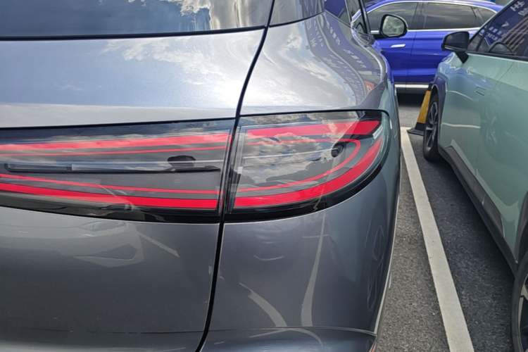 Used BYD Sealion 06 New Energy 2025 Model EV 605 Navigation Pro Edition Right Rear Taillight