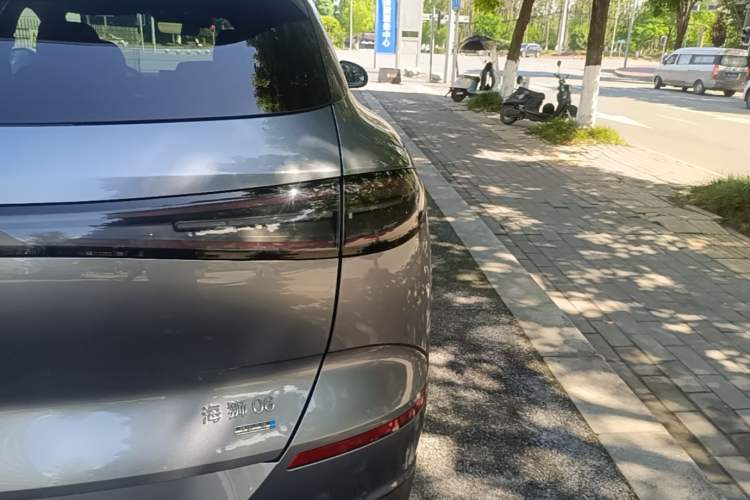 Used BYD Sealion 06 New Energy 2025 Model DM-i 170 Navigation Plus Edition Right Rear Taillight