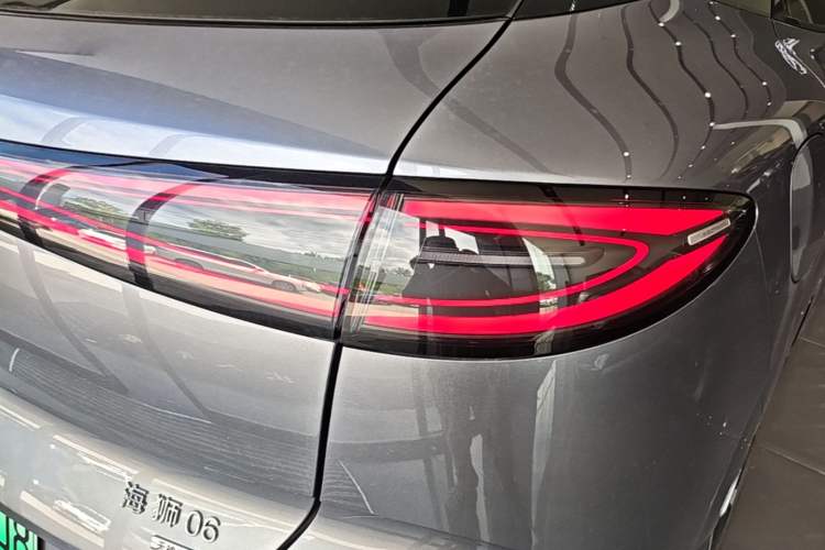 Used BYD Sealion 06 New Energy 2025 Model DM-i 170 Navigation Plus Edition Right Rear Taillight