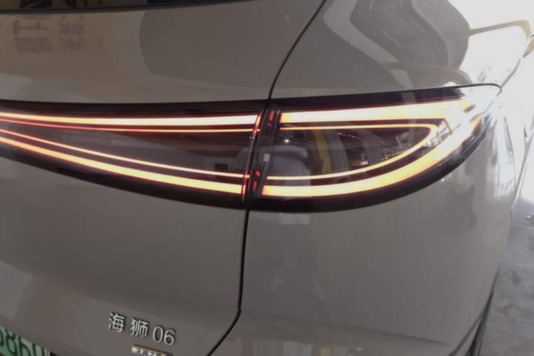 Used BYD Sealion 06 New Energy 2025 Model EV 605 Navigation Pro Edition Right Rear Taillight
