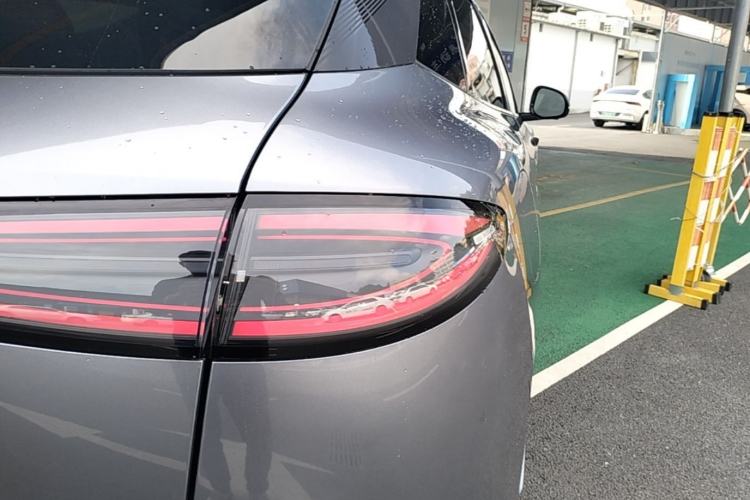 Used BYD Sealion 06 New Energy 2025 Model EV 605 Navigation Pro Edition Right Rear Taillight