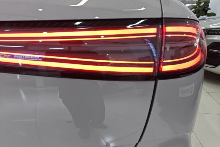 Used BYD Sealion 06 New Energy 2025 DM-i High-Trim Model Right Rear Taillight