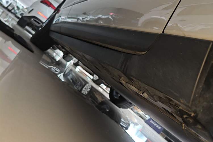 Used BYD Sealion 06 New Energy 2025 Model EV 605 Navigation Pro Edition Right Side Sill
