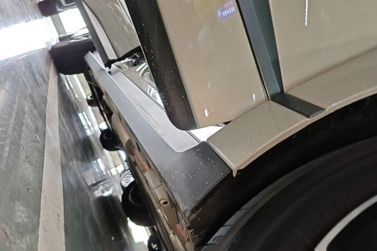 Used BYD Sealion 06 New Energy 2025 Model DM-i 170 Navigation Pro Edition Right Side Sill