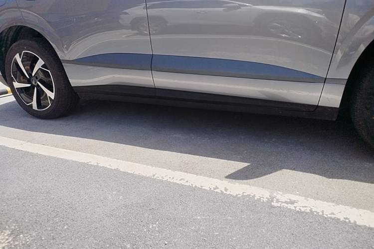 Used BYD Sealion 06 New Energy 2025 Model DM-i 170 Navigation Plus Edition Right Side Sill