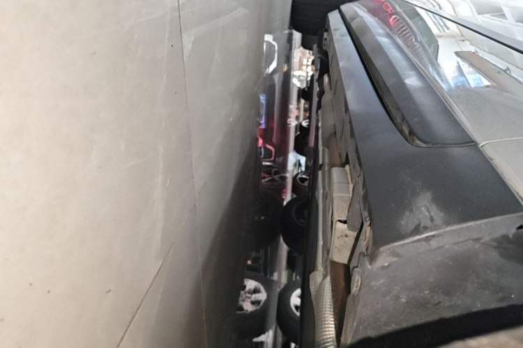 Used BYD Sealion 06 New Energy 2025 Model DM-i 170 Navigation Plus Edition Right Side Sill