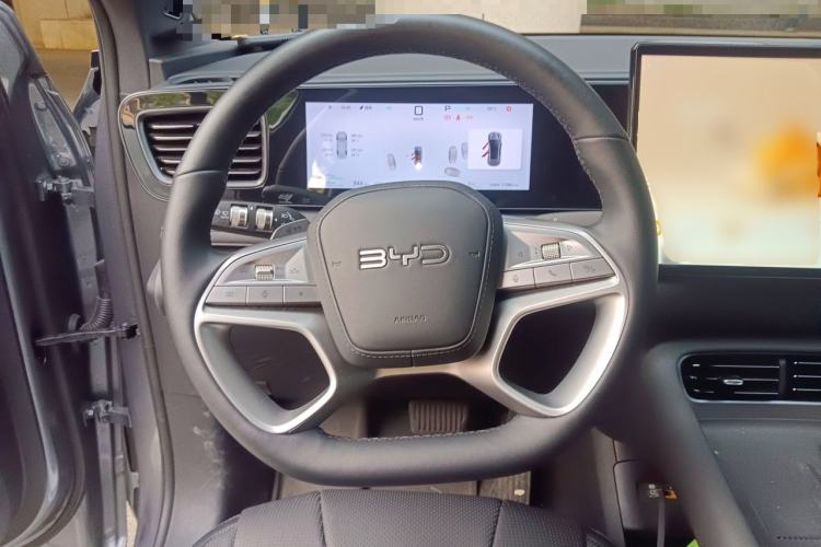Used BYD Sealion 06 New Energy 2025 Model DM-i 170 Navigation Pro Edition Steering Wheel