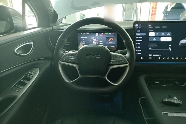 Used BYD Sealion 06 New Energy 2025 Model EV 605 Navigation Pro Edition Steering Wheel