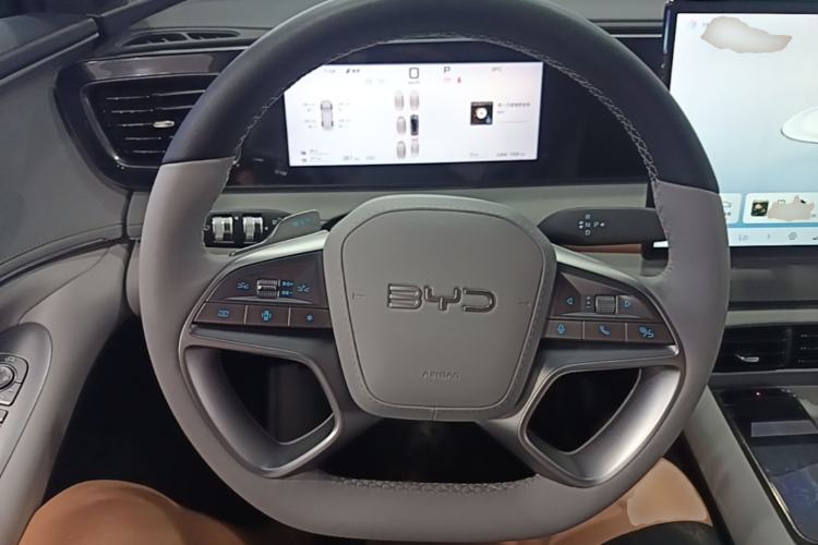 Used BYD Sealion 06 New Energy 2025 Model DM-i 170 Navigation Pro Edition Steering Wheel