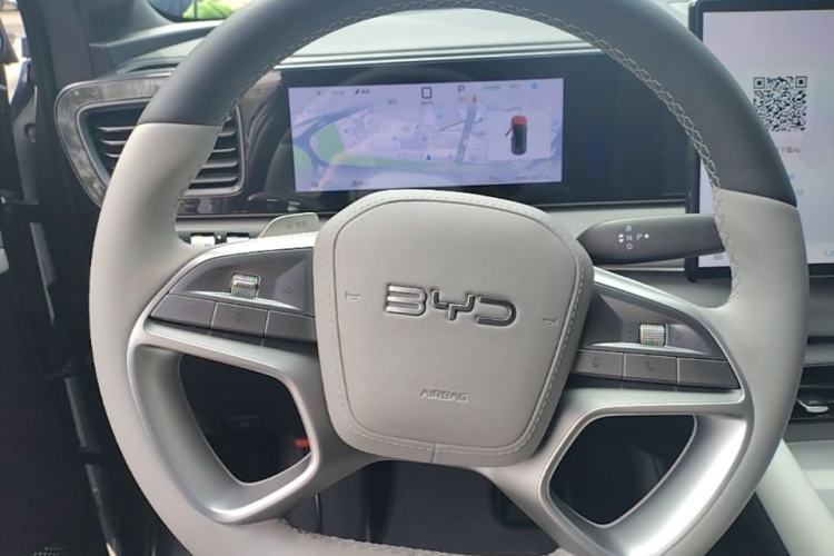 Used BYD Sealion 06 New Energy 2025 Model EV 605 Navigation Pro Edition Steering Wheel