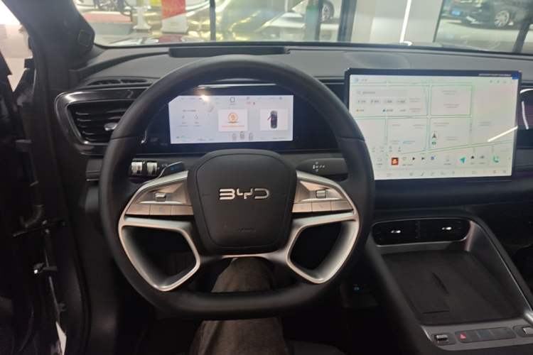 Used BYD Sealion 06 New Energy 2025 Model DM-i 170 Navigation Plus Edition Steering Wheel