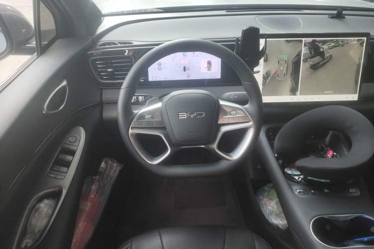 Used BYD Sealion 06 New Energy 2025 Model DM-i 170 Navigation Pro Edition Steering Wheel