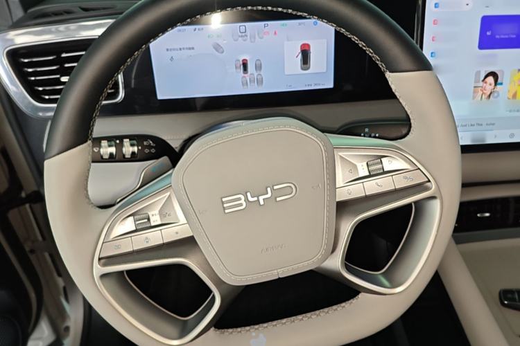 Used BYD Sealion 06 New Energy 2025 Model DM-i 170 Navigation Pro Edition Steering Wheel