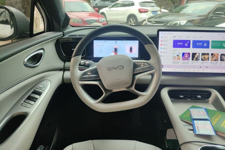 Used BYD Sealion 06 New Energy 2025 Model EV 605 Navigation Pro Edition Steering Wheel