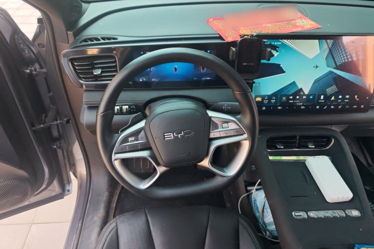 Used BYD Sealion 06 New Energy 2025 Model EV 605 Navigation Pro Edition Steering Wheel