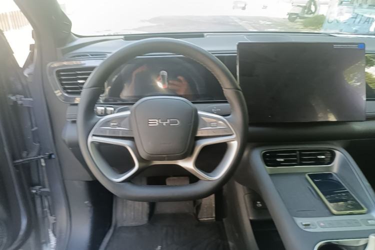 Used BYD Sealion 06 New Energy 2025 Model DM-i 170 Navigation Plus Edition Steering Wheel