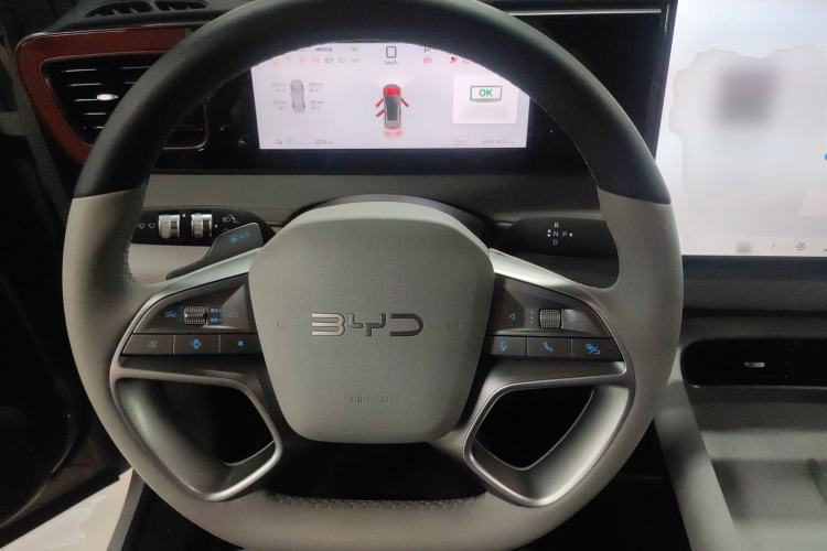 Used BYD Sealion 06 New Energy 2025 Model EV 520 Navigation Edition Steering Wheel