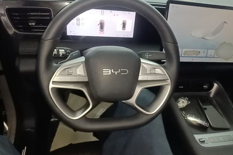 Used BYD Sealion 06 New Energy 2025 DM-i High-Trim Model Steering Wheel