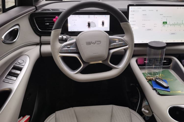 Used BYD Sealion 06 New Energy 2025 Model EV 605 Navigation Pro Edition Steering Wheel